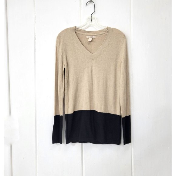 Banana Republic Sweaters - Banana Republic Tan and Black Pullover Sweater